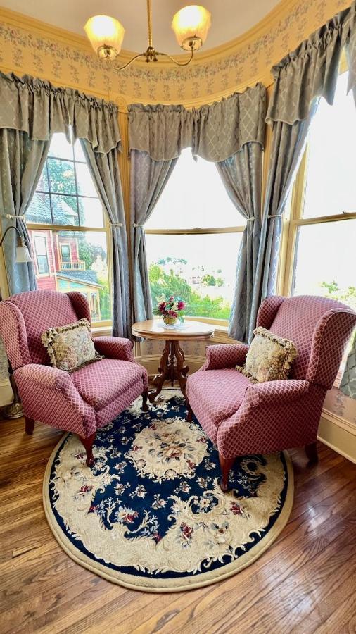 The Hancock House Bed & Breakfast Inn Дабек Экстерьер фото