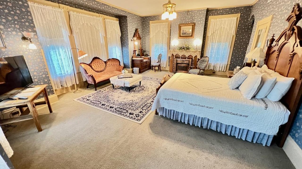 The Hancock House Bed & Breakfast Inn Дабек Экстерьер фото