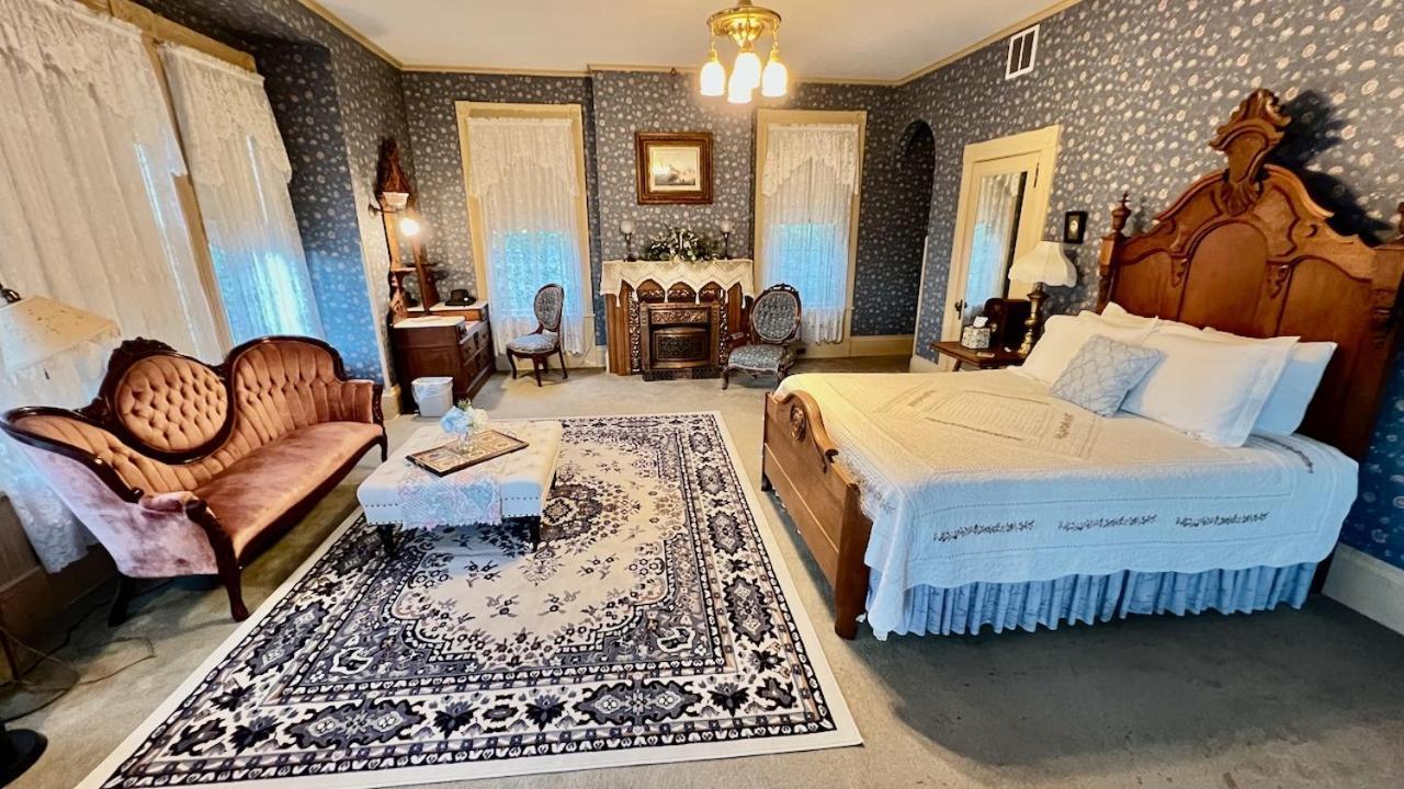 The Hancock House Bed & Breakfast Inn Дабек Экстерьер фото